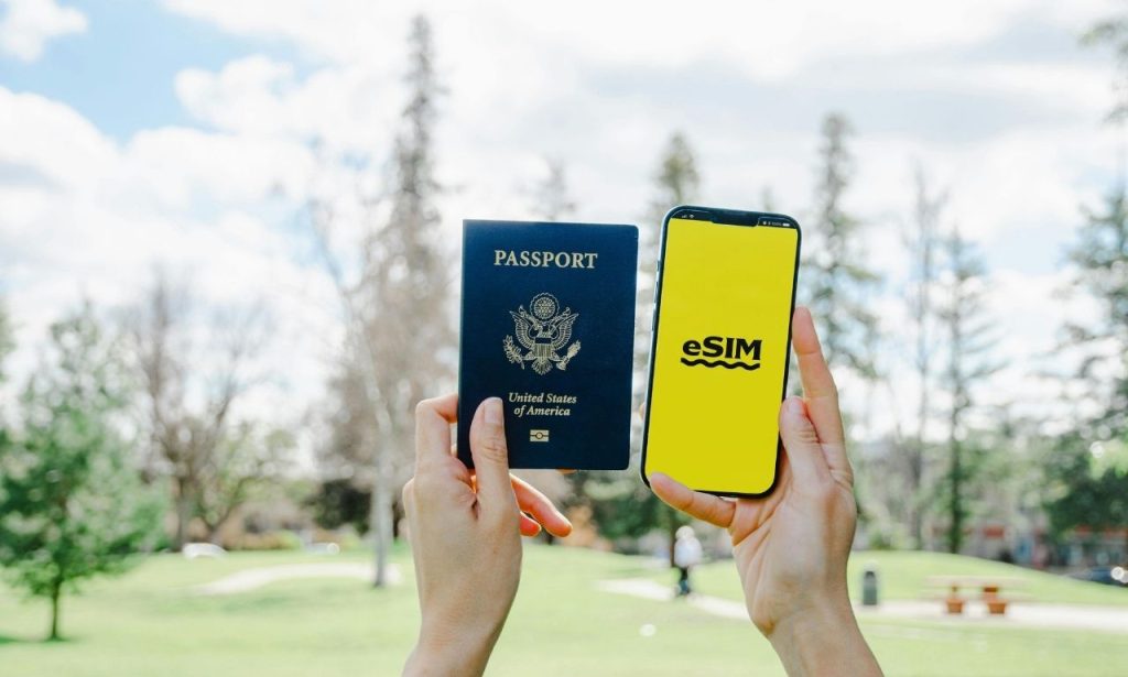 Pros & Cons of eSIM Cards for Travel